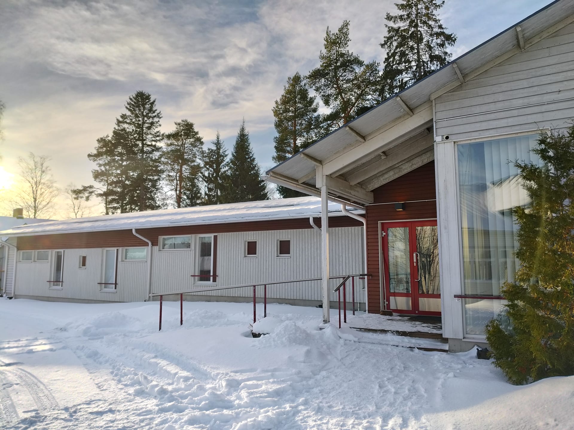 Unelma accommodation building in winter
