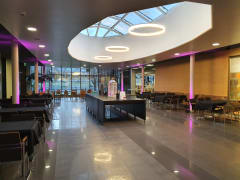 Aulatilat Kokkolan kaupungintalolla kokousten yhteyteen tarjoiluja varten esimerkiksi