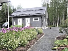 Vierashuone oikealla, Villa Paasirinne A