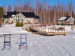 Ranta talvella ja potkukelkat, Villa Paasirinne A