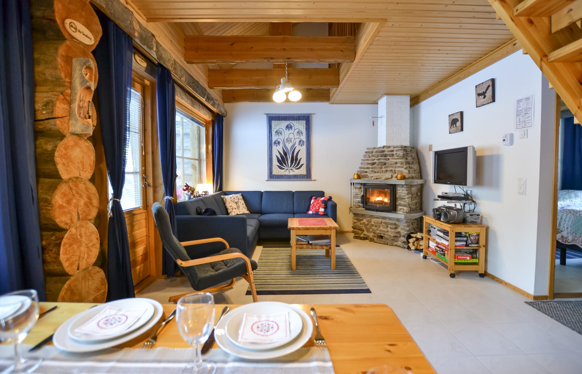 Kitchen to lounge