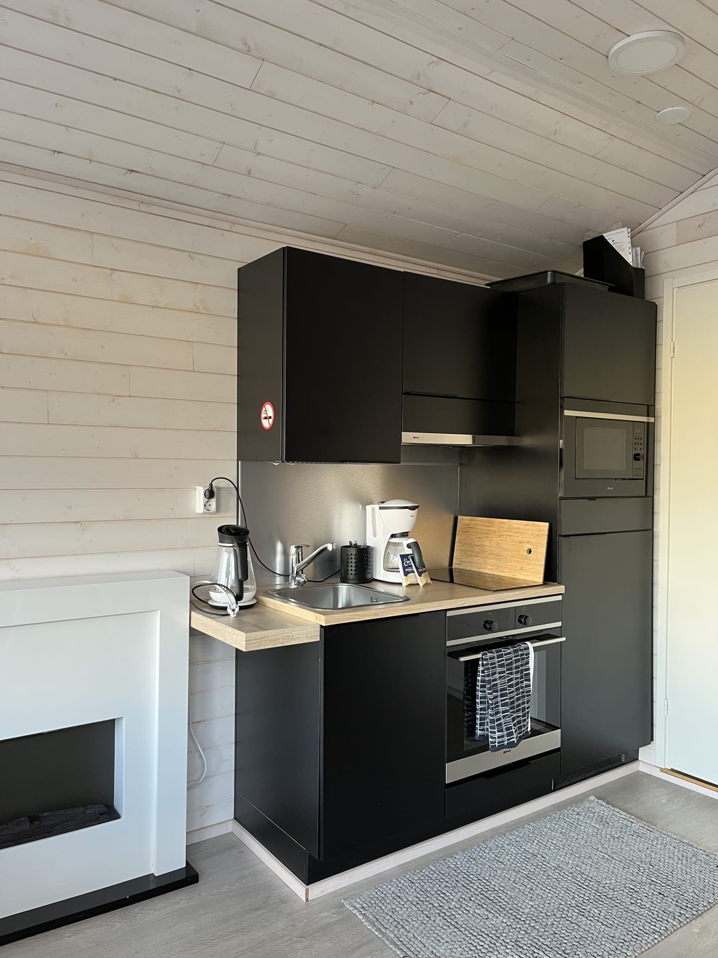 Keittiö / kitchen