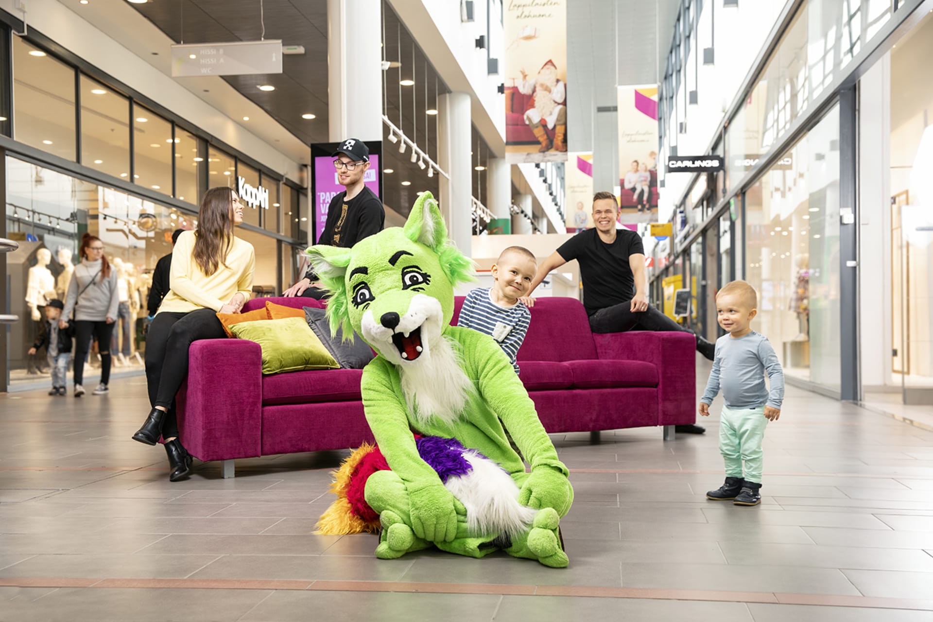 In Shopping Centre Revontuli you can find Mr. Fox's playroom, which is free space for families and kids to take a break, play and eat. 