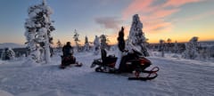 Moottorikelkka- ja MoonBike vuokrausta Ylläksellä