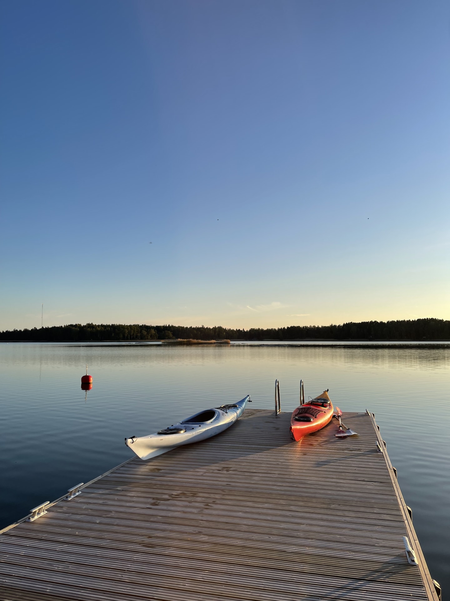 Meillä on myös merikajakit Meillä on myös merikajakit