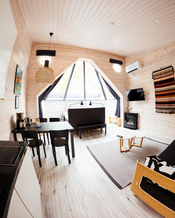 Design room with an igloo-like glass ceiling