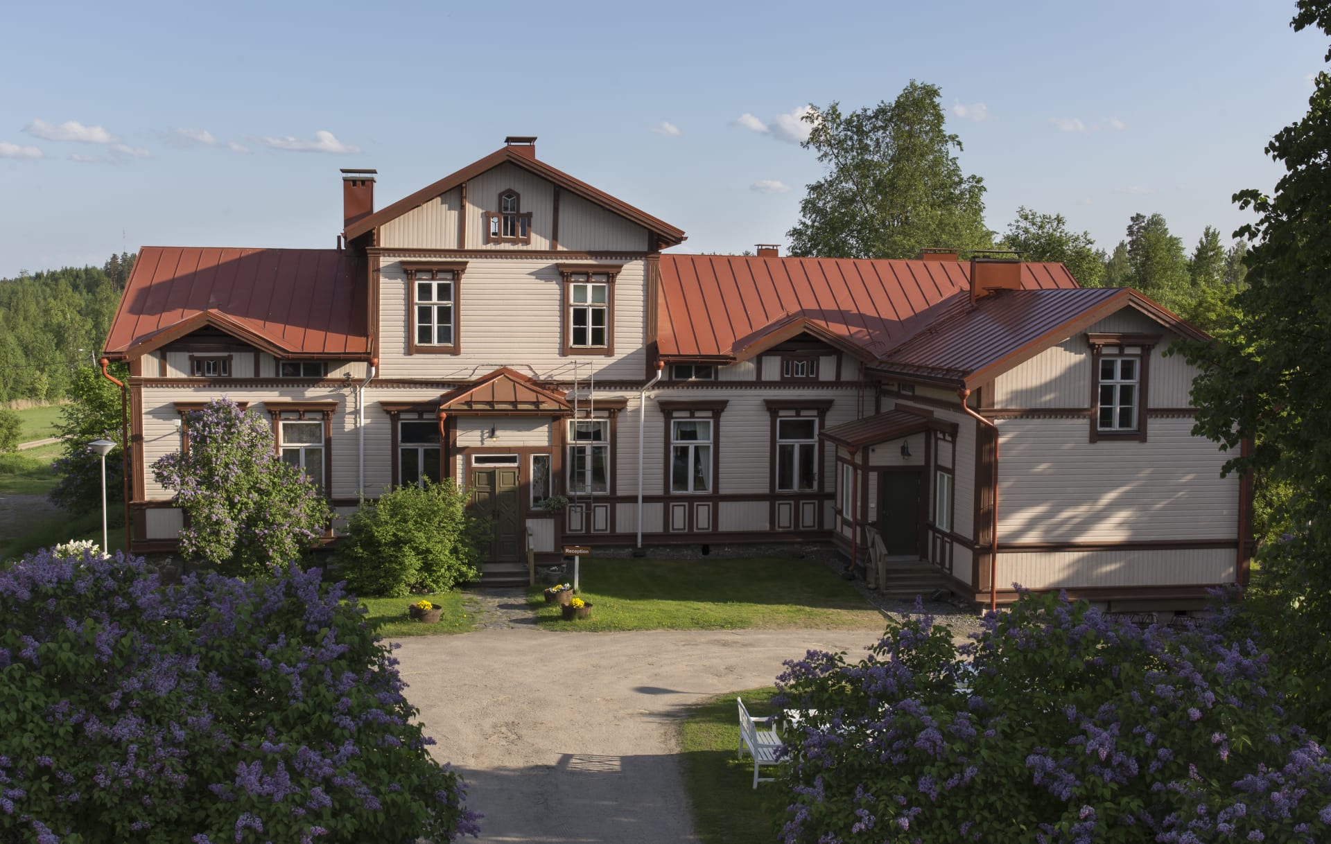 Löydön Kartano. Löytö Manor.