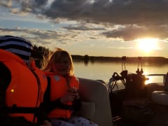 A cozy moment together with a friend