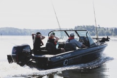 Opastettu kalastusretki Pyhäjärvelle