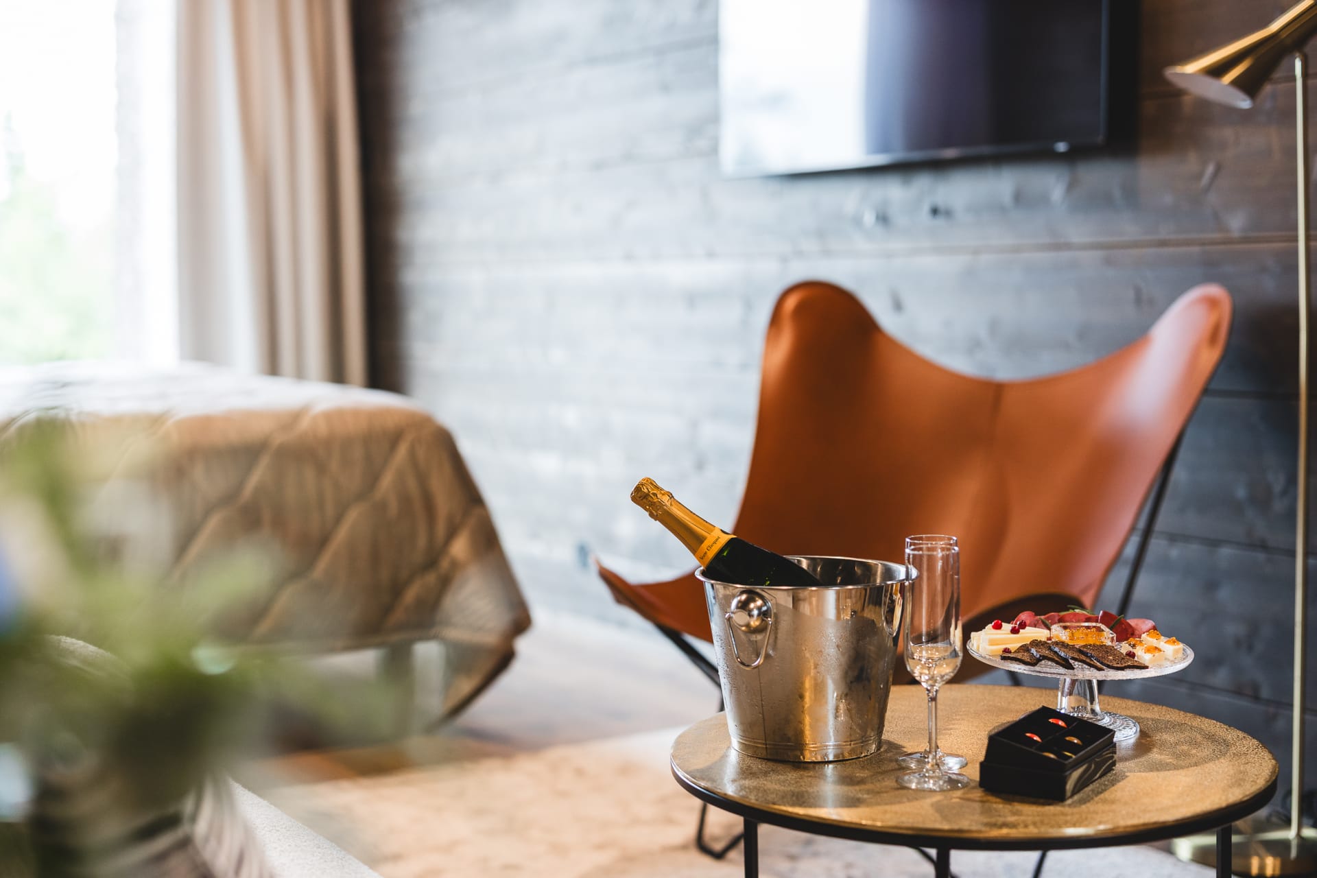 Romance chalets create intimate escapes with champagne touches at Arctic Panorama Resort. 