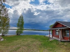 Avarassa järvimaisemassa näet luonnon monet kasvot.