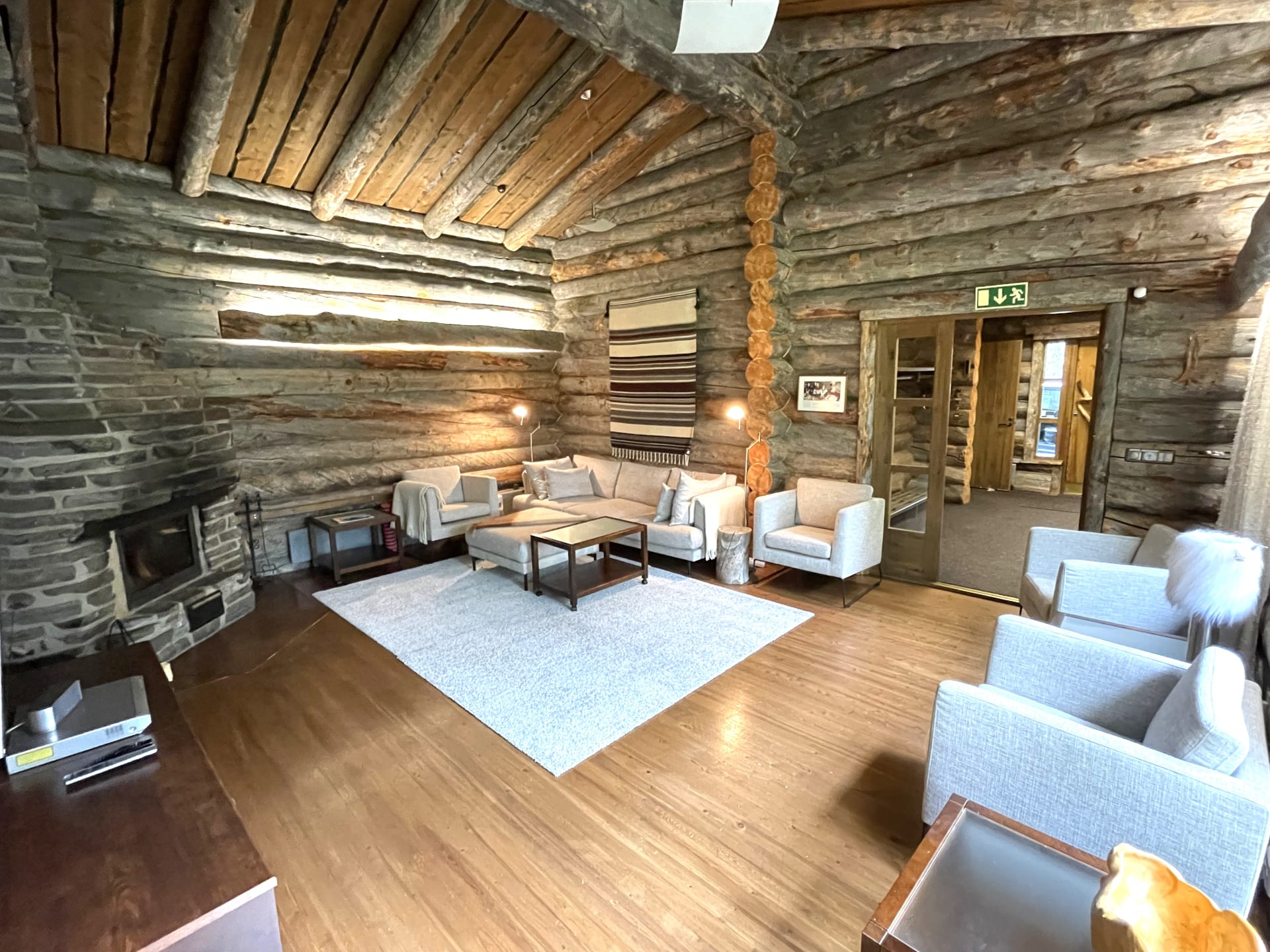 Saariselkä rental cabin living room