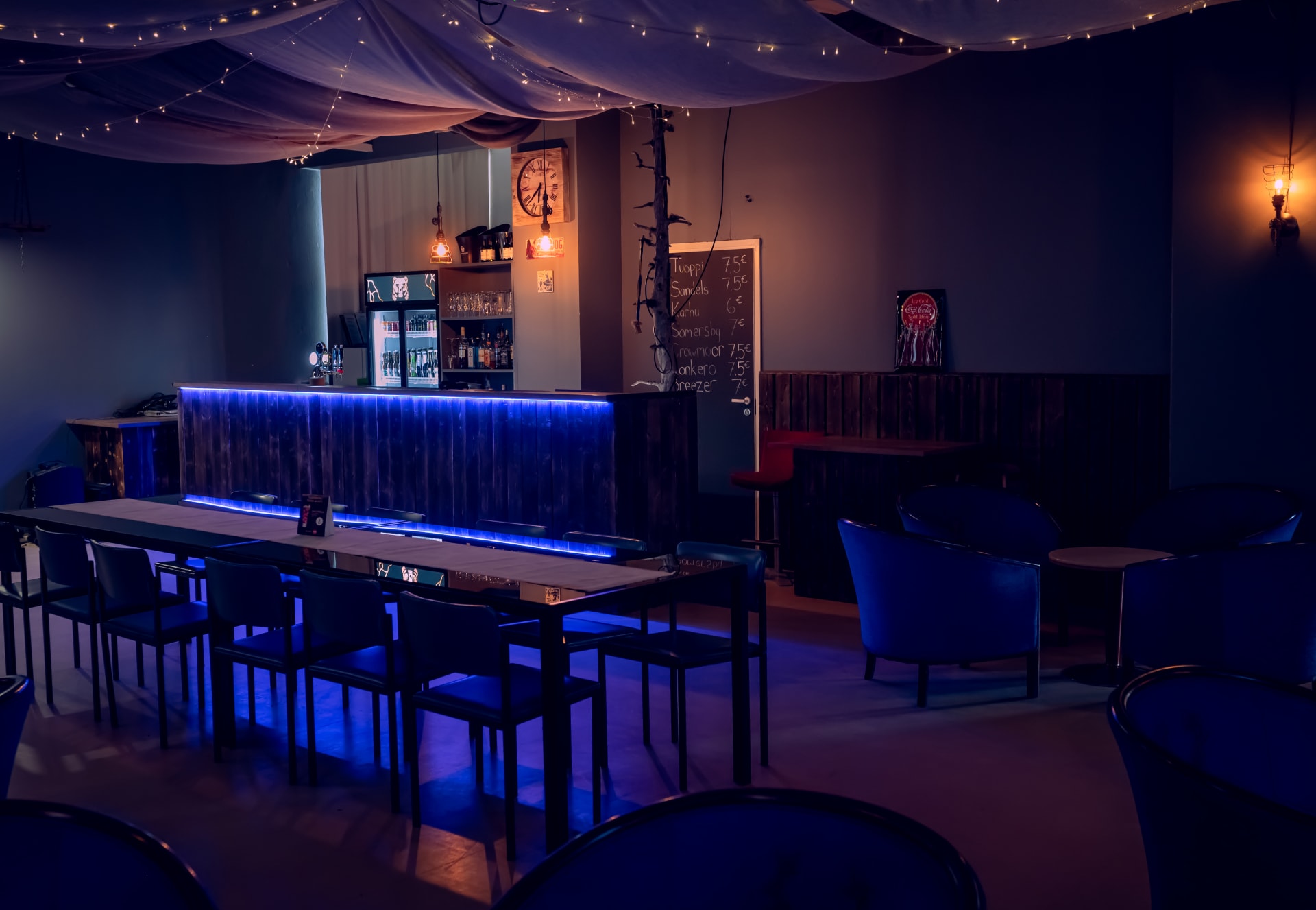 Lounge Bar