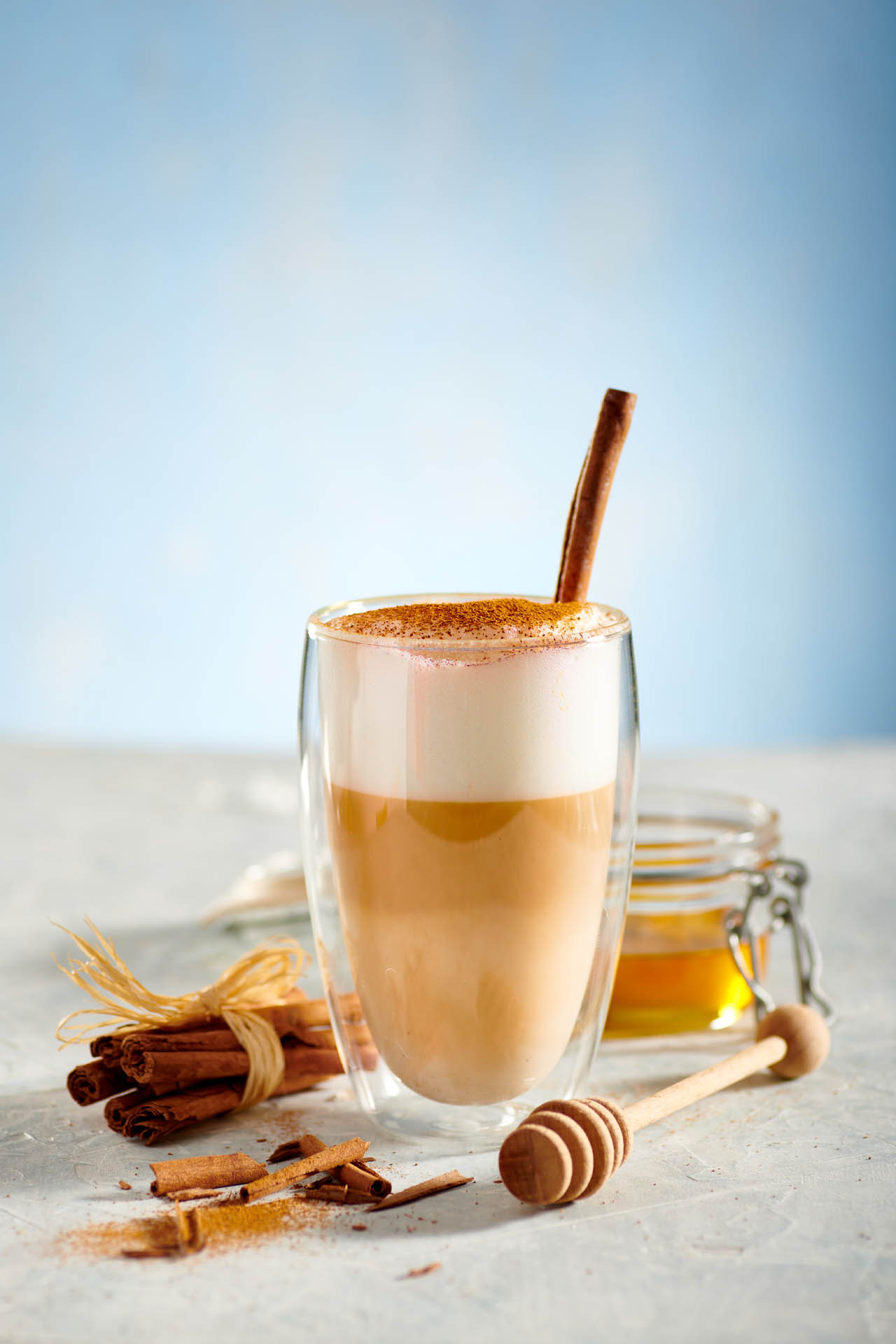 One of the most healing remedies, anti-inflammatory and immunity boosting power. Chaga, coconut milk, cinnamon, maple syrup.