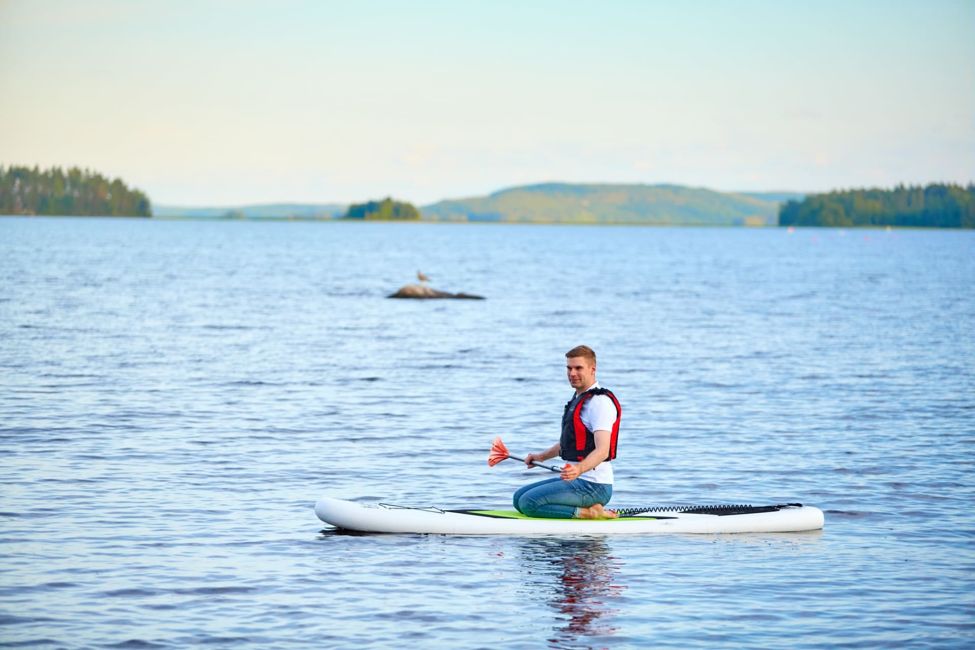 SUP-boarding on lake Pielinen