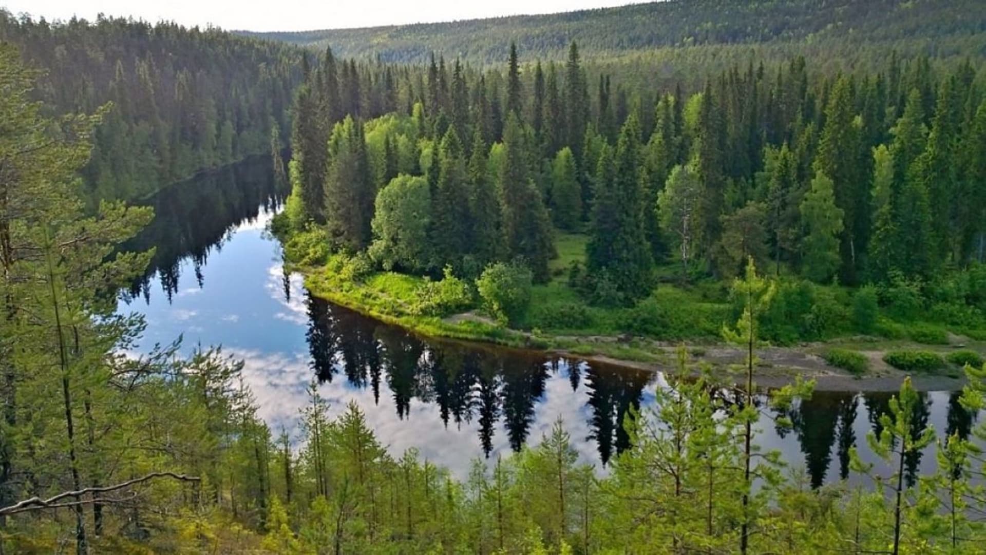 Arctic River Fishing Tour