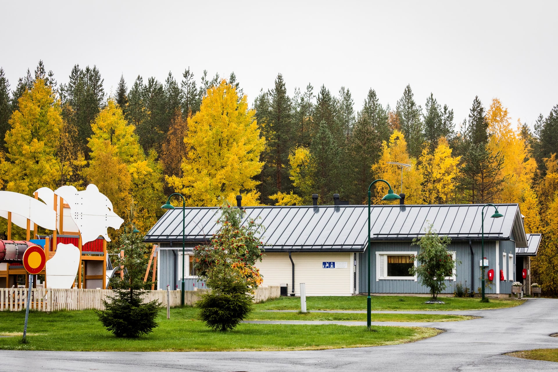 The maintenance house located in the middle of the camping area.