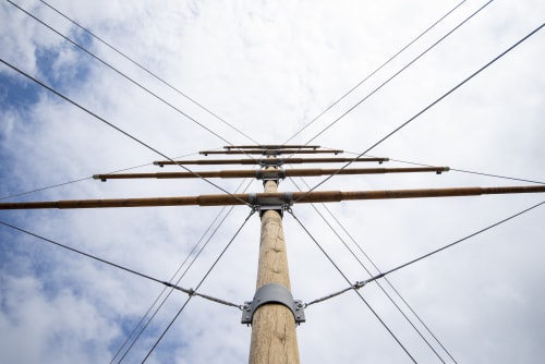 Varvi Mast in Raahe pays tribute to old shipbuilders.