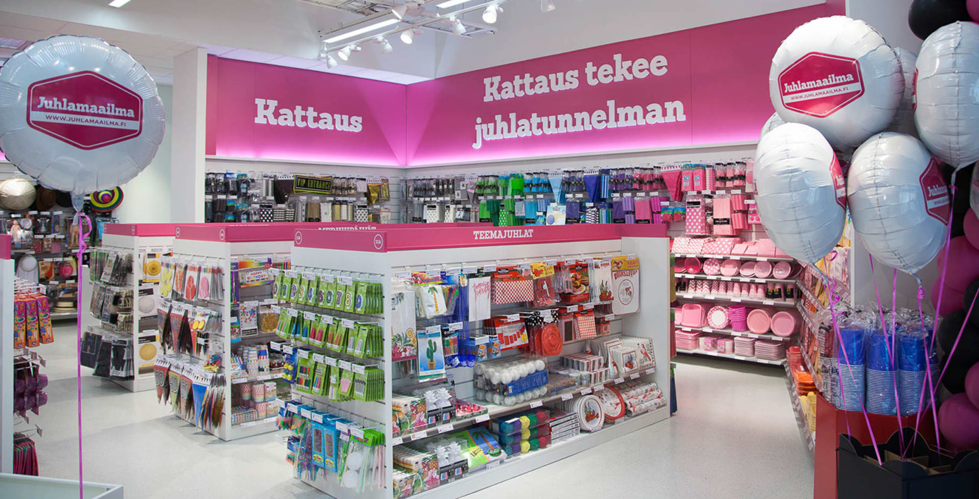 Juhlamaailmasta kaikenlaisiin teemajuhliin asusteet, kattaus ja koristeet.
