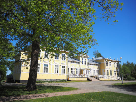 Länsi-Suomen opiston päärakennus