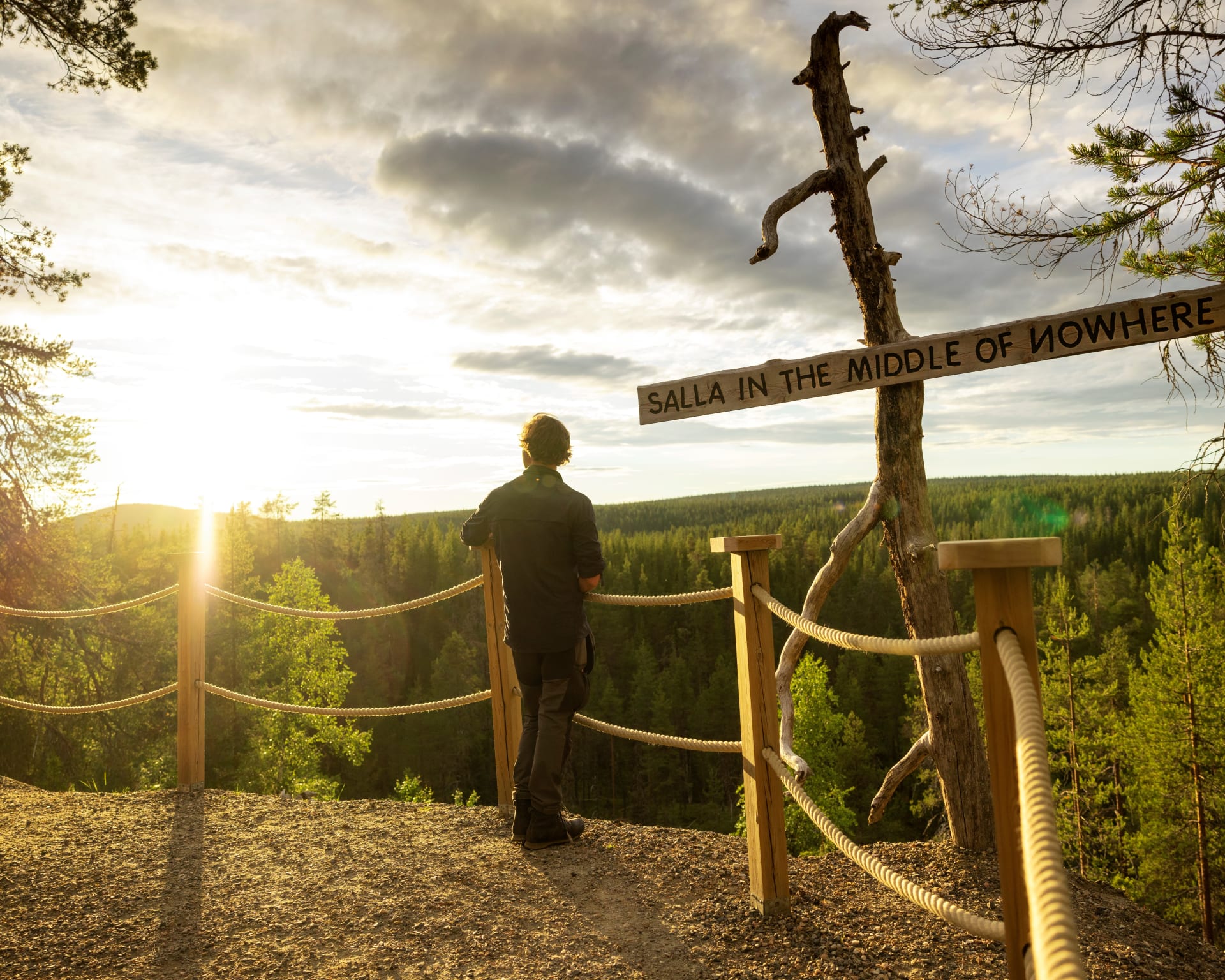 Midnight sun at the Observation Point in Kaunisharju