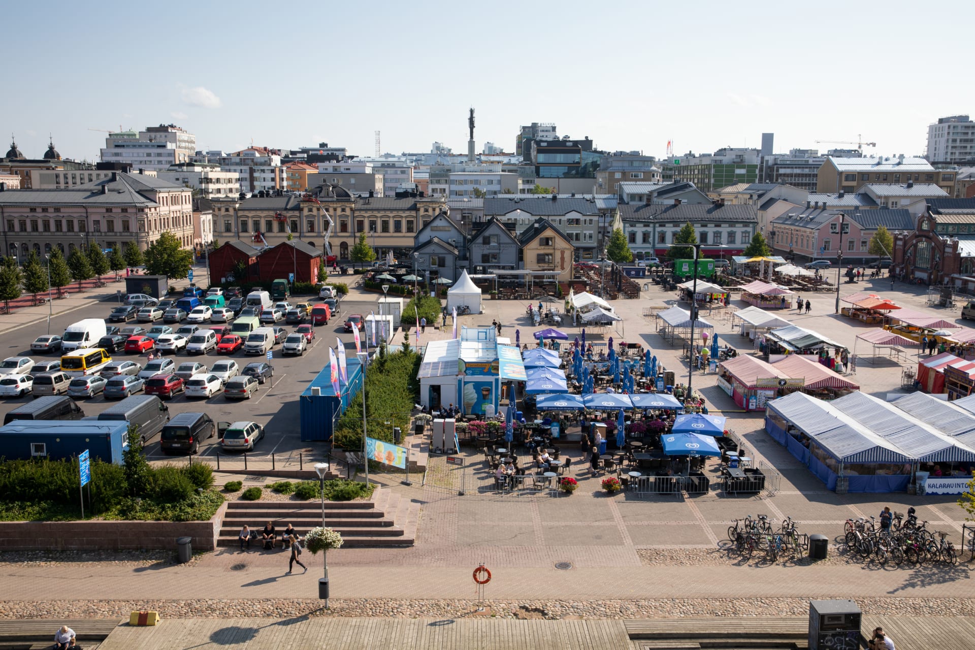 Market square seen from above.