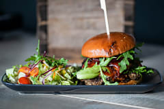 Iloisen Pojan Street Food Bar