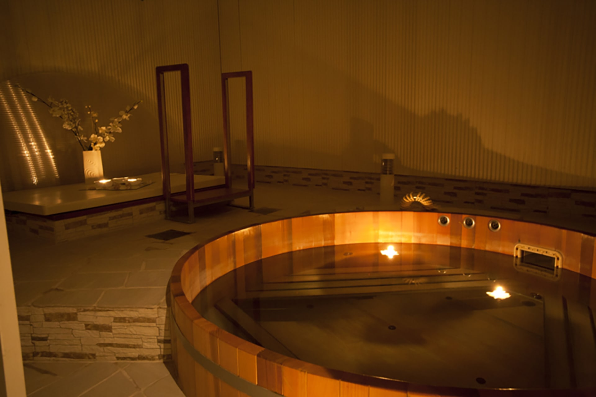 Hot tub