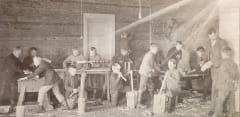 The boys' woodworking class upstairs in the 1930s, Wihasjärvi 1906, Orivesi