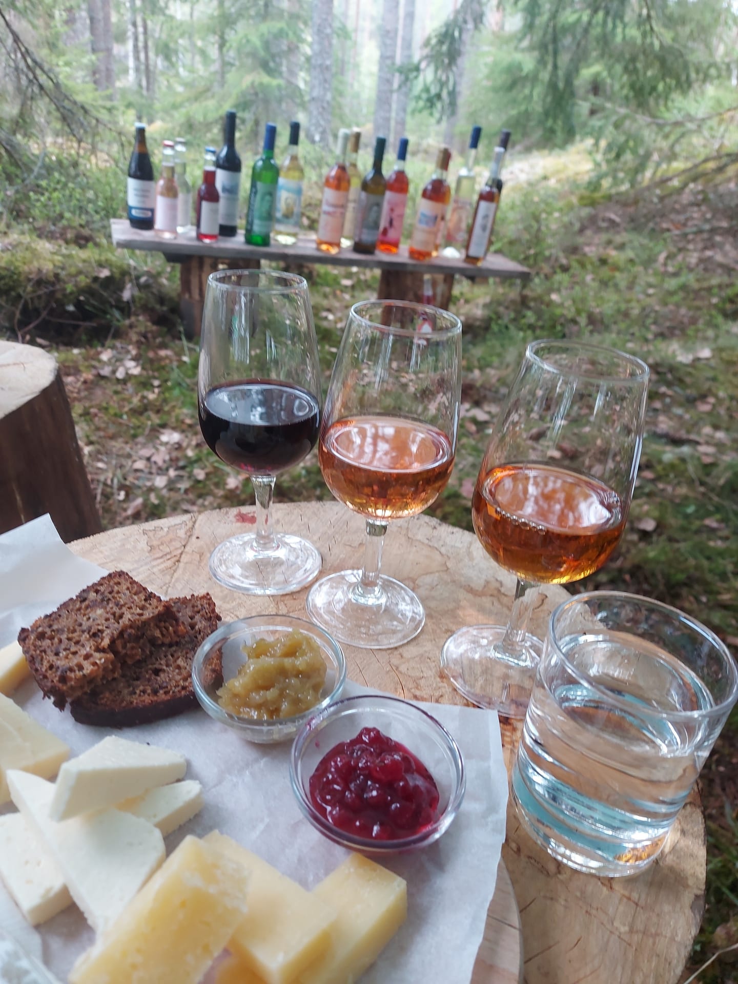Wine & cheese experiences outdoors