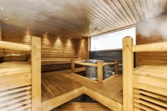 Virkistyshotellin kylpylän sauna
