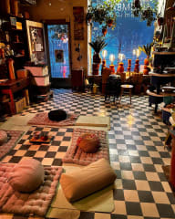 Mindful Pottery -retritti UDUMBARA-keramiikkastudiolla