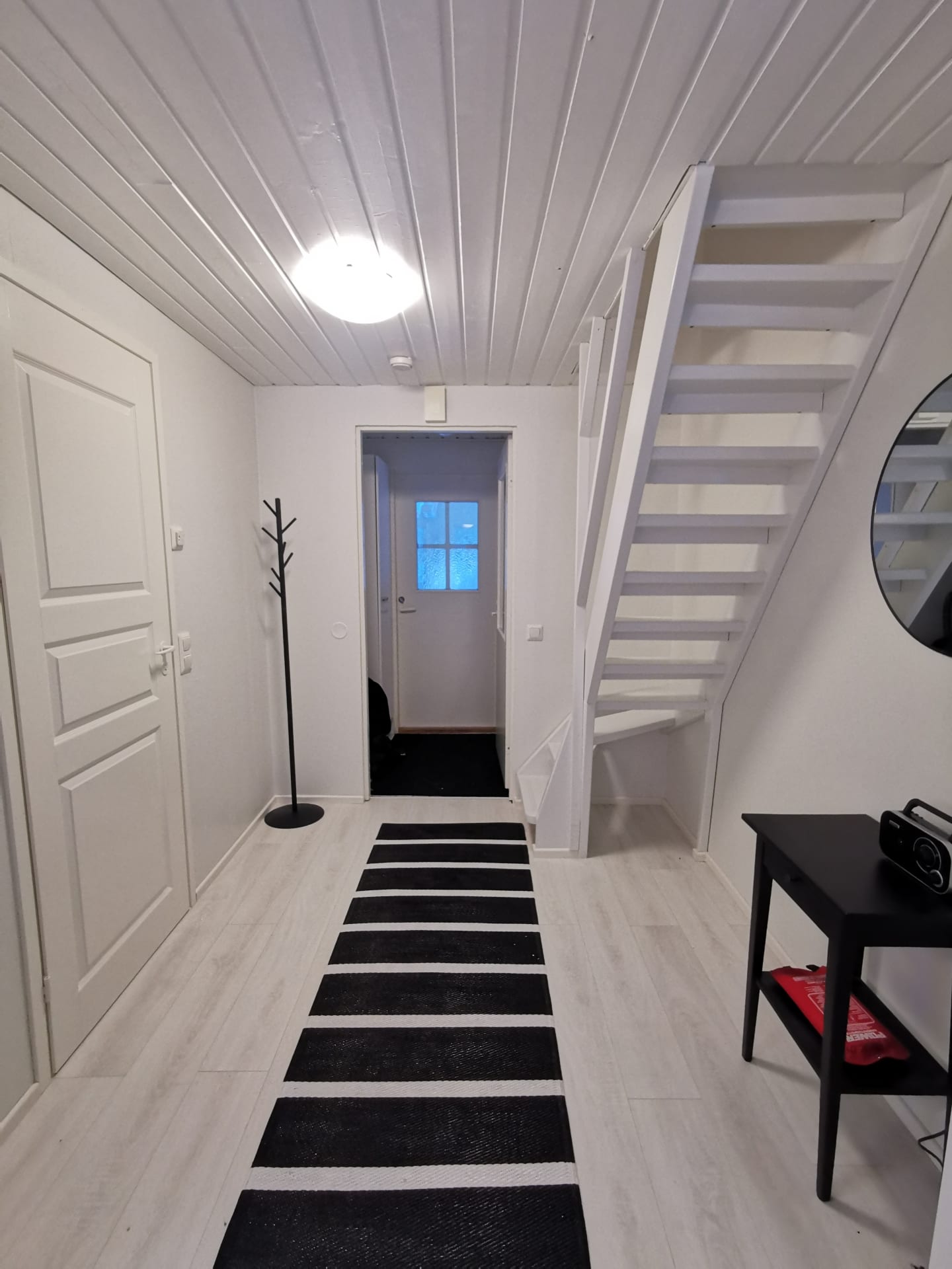 Eteinen