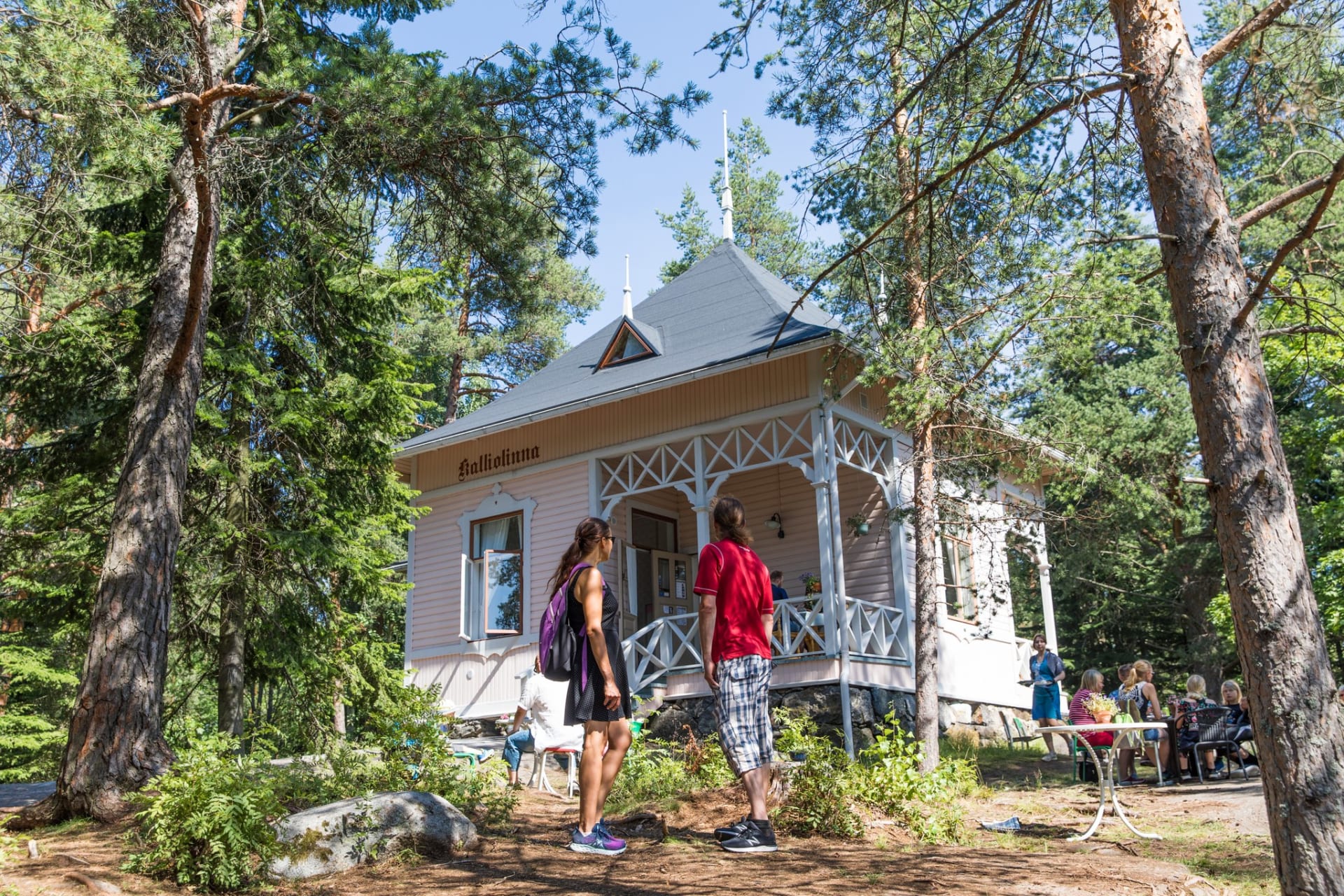 Crepe café Lettukahvila Kalliolinna in Sulosaari island