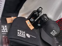 PELEKÄÄKKÄNÄÄ products are sold in tourist info's Oulu shop