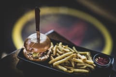 Public House Selvä Pyy