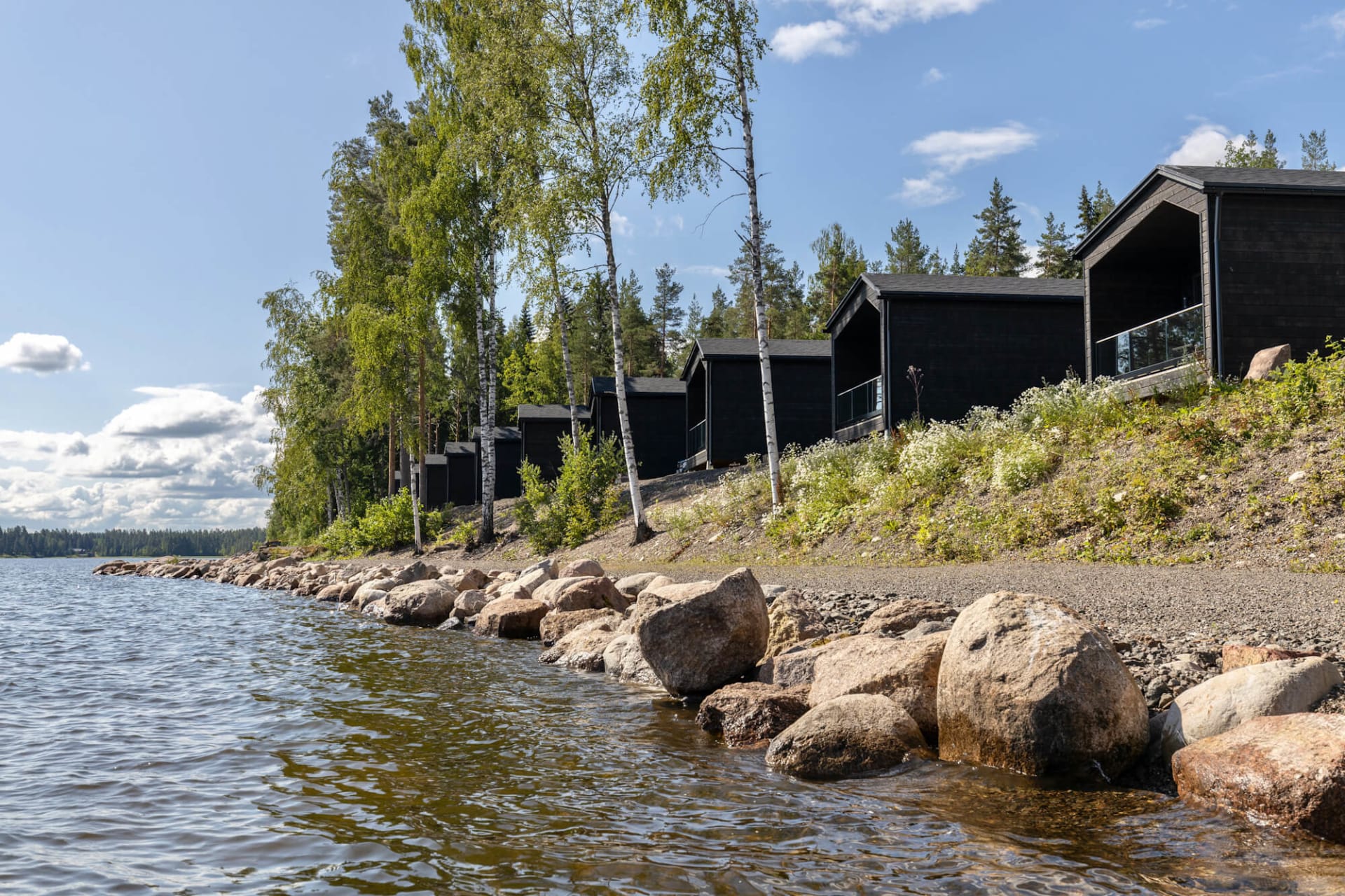 Lakeside suites in the Summer