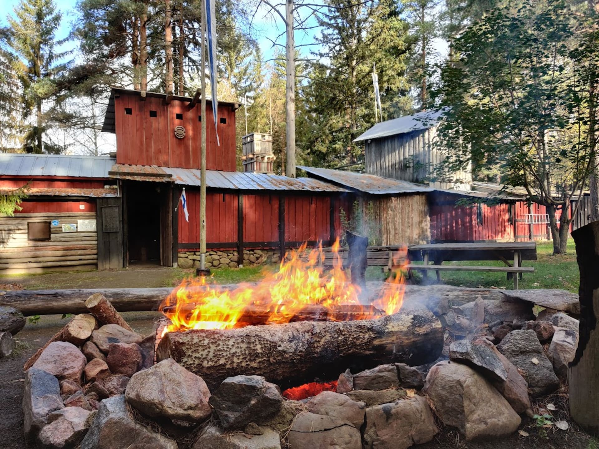 Liisanlinnan julkisivu