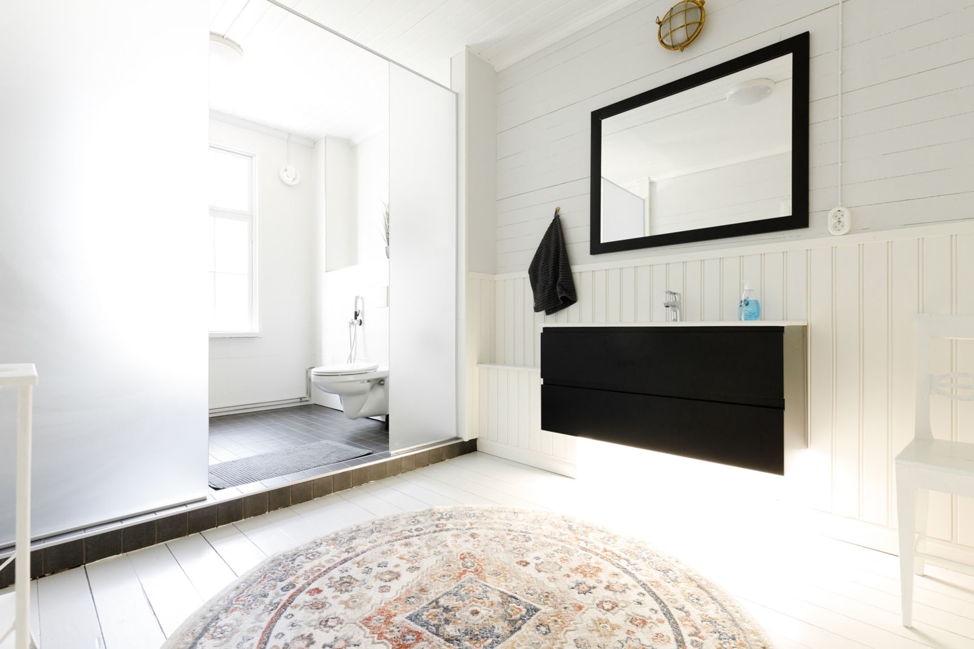 bathroom 1 bathroom 1