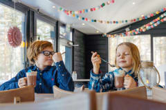 Hot chocolate in Ensilumi cafe