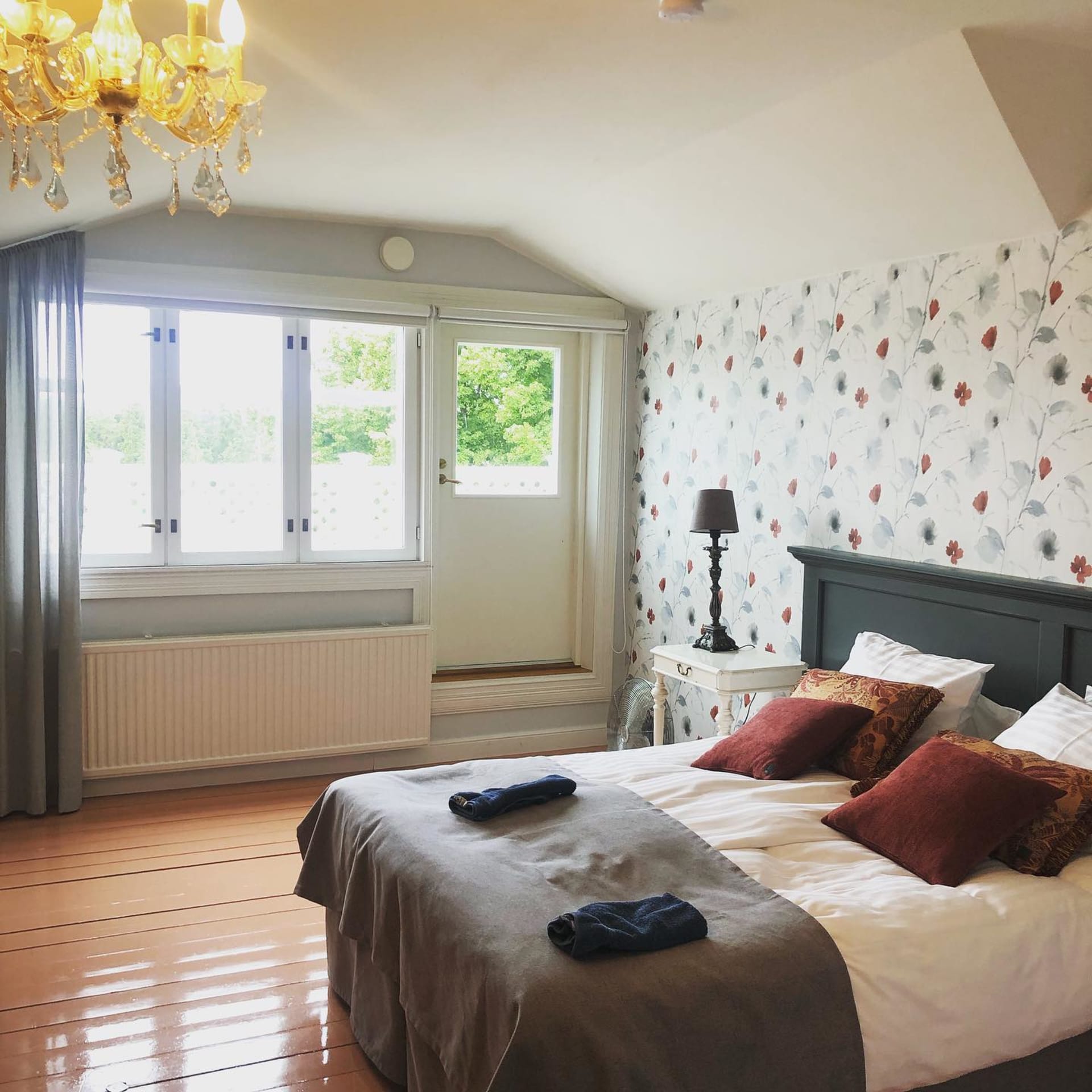 Villan päätalon superior huone Villan päätalon superior huone