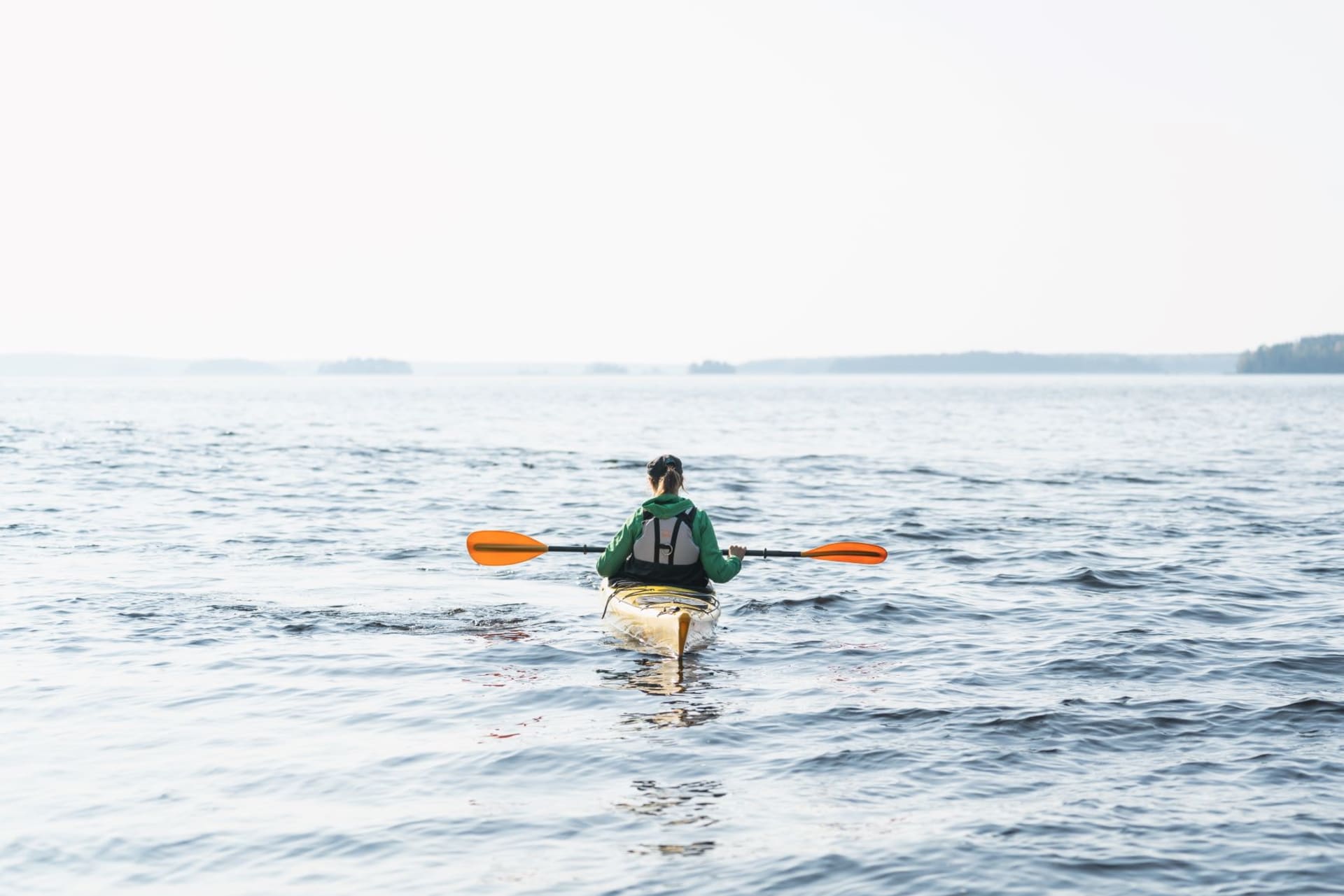 Rent a canoe, kayak or row boat in Oravi