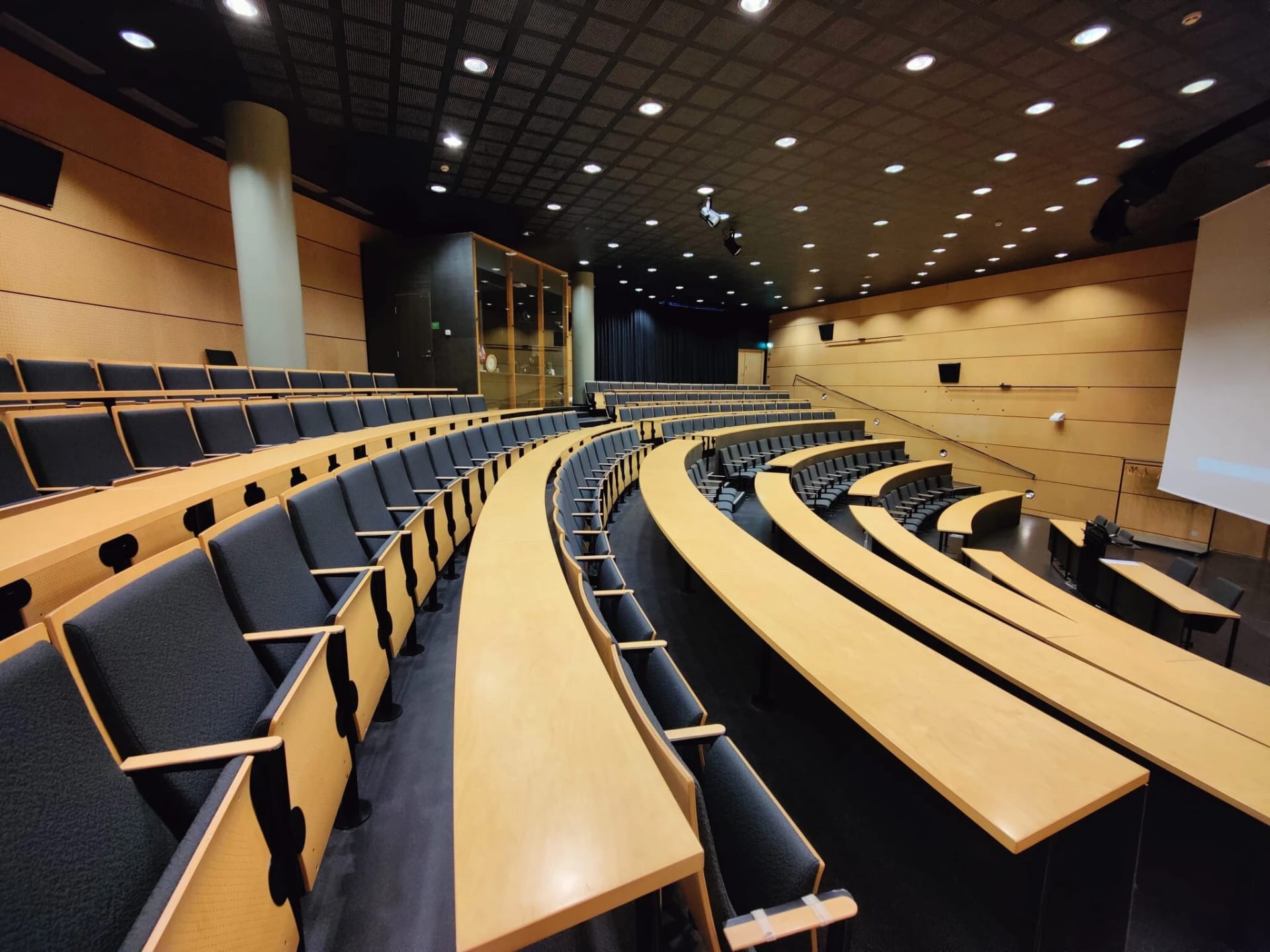 Kolin luontokeskus Ukko auditorio