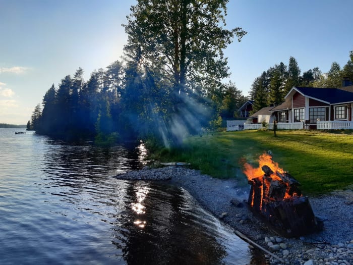 Midsummer "kokko" in at Lentiira lakeshore