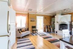 Avara tupa kutsuu illan viettoon