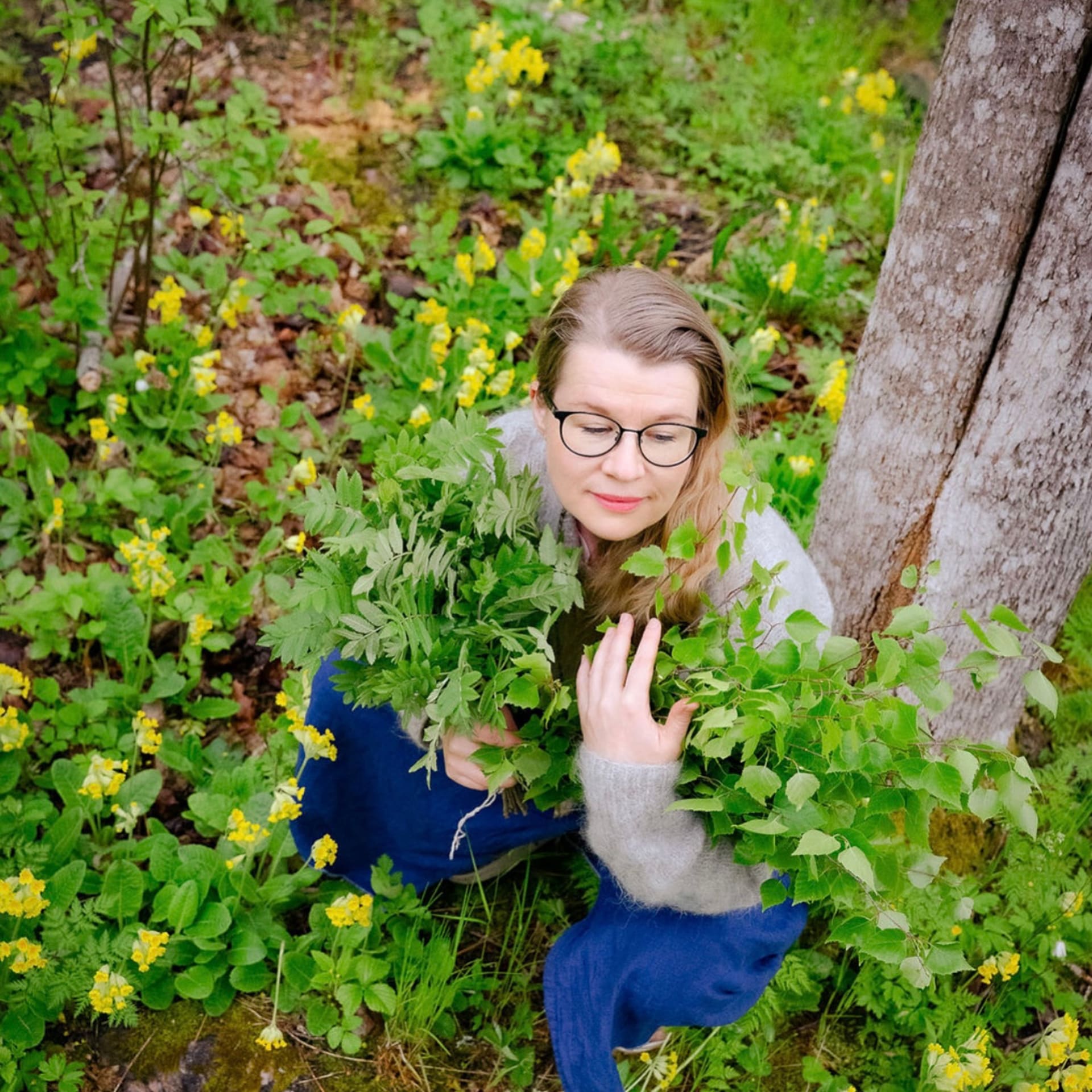 Forager, herbalist and sauna healer Alessandra Sarelin 
