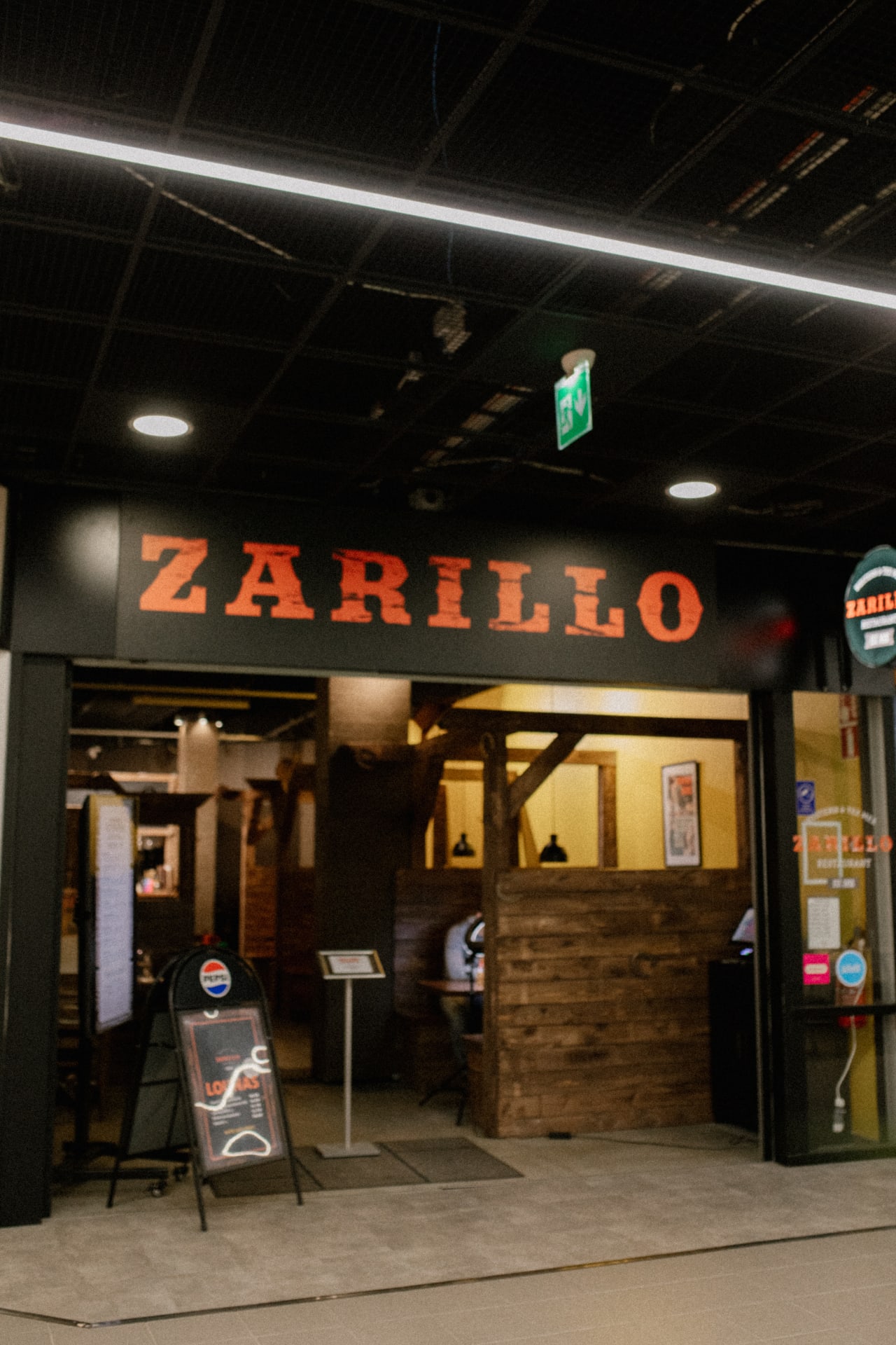 Zarillon sisäänkäynti