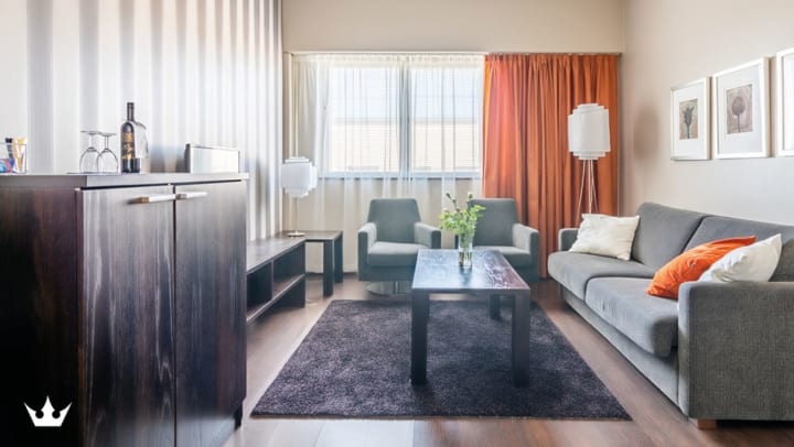 Raahen Hovi - VIP-suite living room - VIP-sviitti olohuone