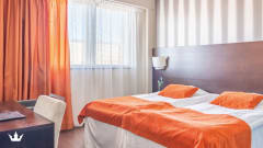 Raahen Hovi - VIP-sviitti - VIP-suite bedroom