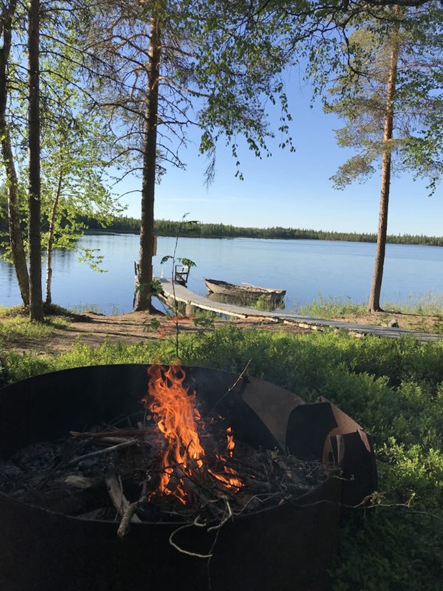 Lakeside atmosphere in summer.